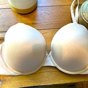 Victoria Secret Bra Like Brand New